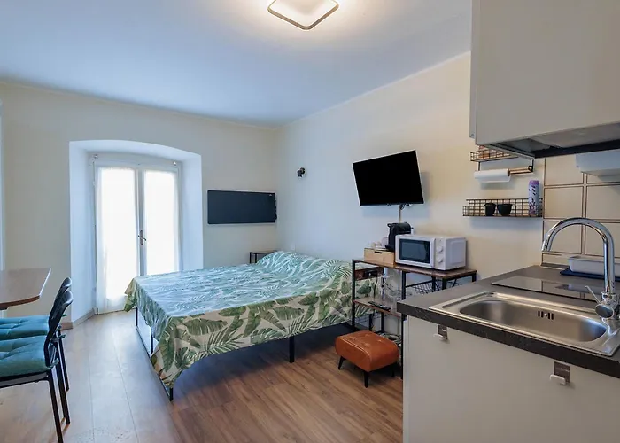 アパート Guesthost - Casa Giagia - ベルガモ